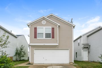 1180 Odell Ln Greenwood, IN 46143